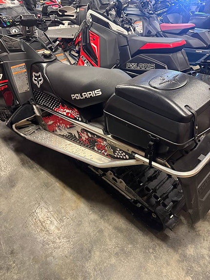 Polaris 600 indy Sp 137" 3 of 4