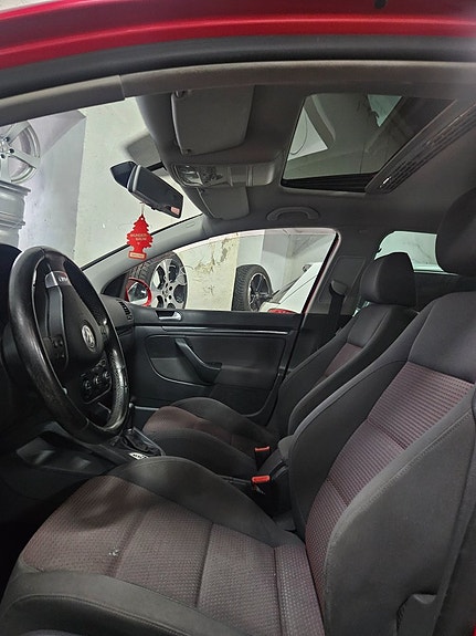 Volkswagen Golf V 17 of 17