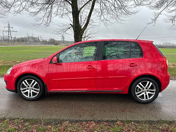 Volkswagen Golf V 7 of 17