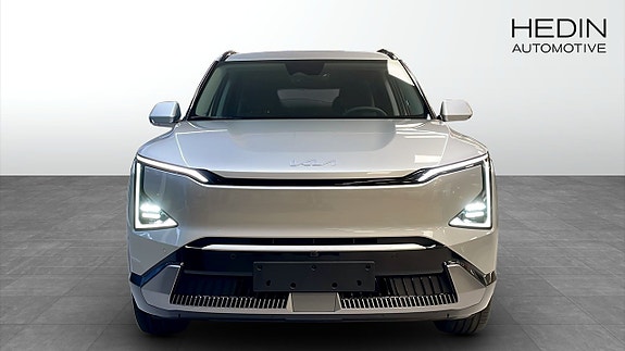 Kia EV5 2 of 5