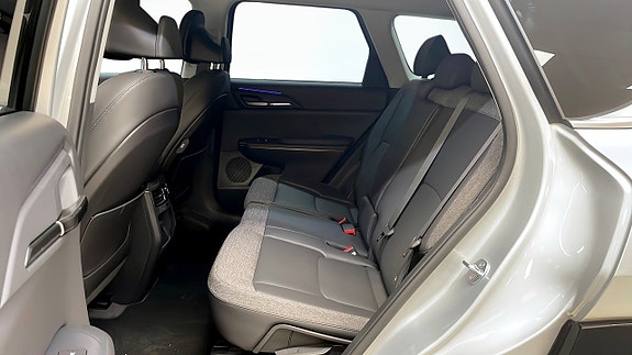 Kia EV5 9 of 12