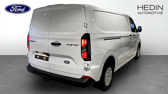 Ford Transit Custom 2 of 9