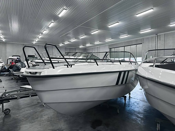 AMT 240 DC | Yamaha F300 - STOR KAMPANJ