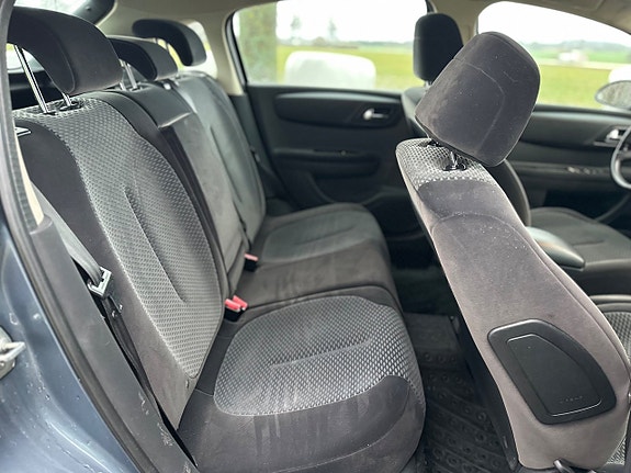 Citroen C4 12 of 16