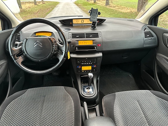 Citroen C4 9 of 16