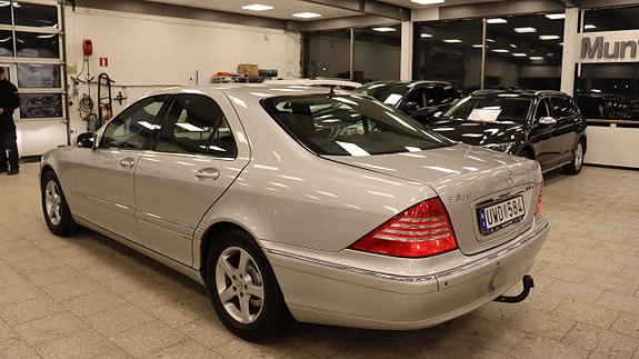 Mercedes-Benz S350 4 of 5