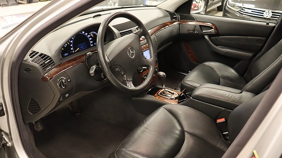 Mercedes-Benz S350 11 of 13