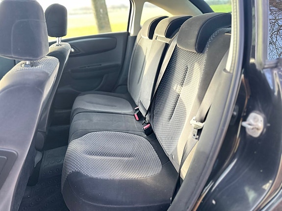 Citroen C4 11 of 15