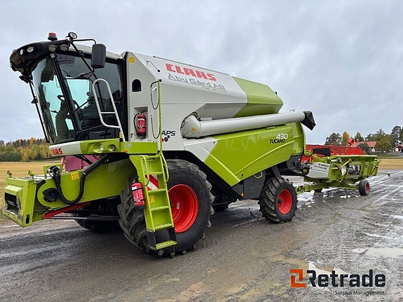 Skördetröska Claas Tucano 430 C 660