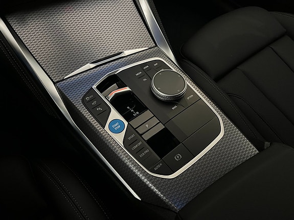 BMW i4 8 of 14