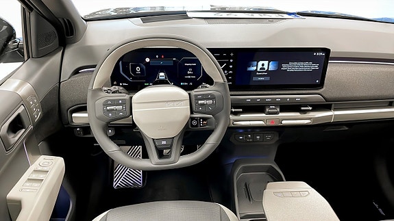 Kia EV3 7 of 12