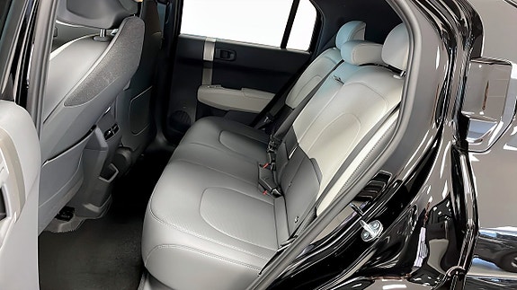 Kia EV3 9 of 12