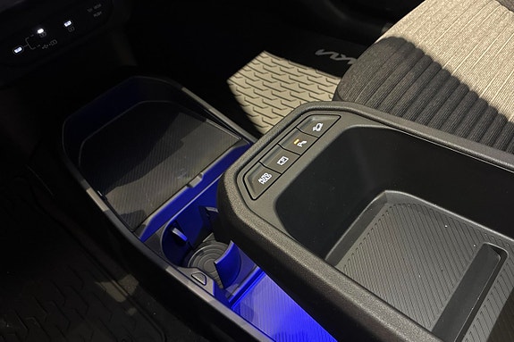 Kia EV4 13 of 23