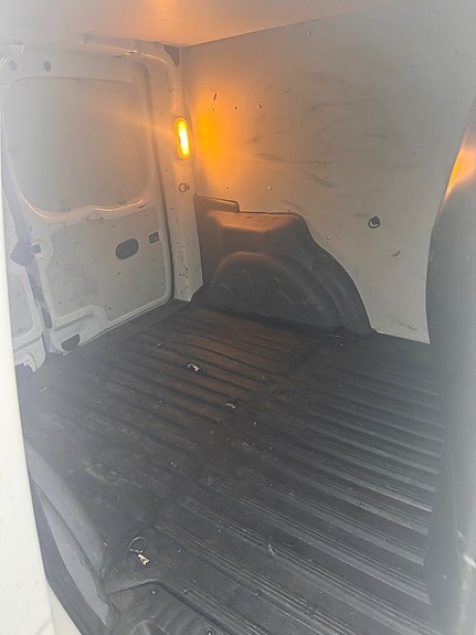 Renault Kangoo Express 9 of 9