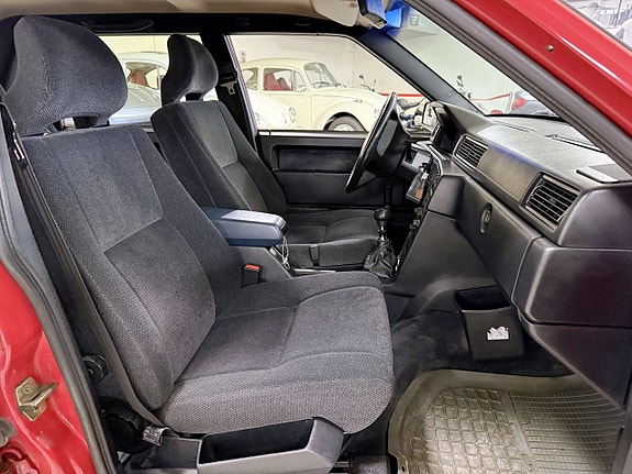 Volvo 940 10 of 26