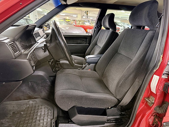 Volvo 940 9 of 26