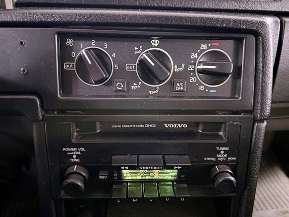 Volvo 940 14 of 26
