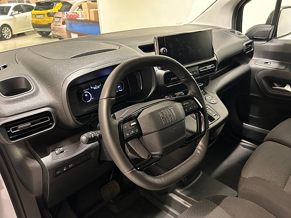 Fiat Doblo 10 of 12