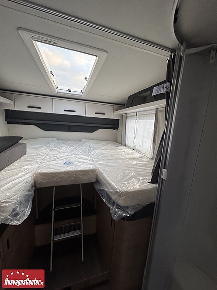 Knaus L!VE I 900 LEG 8 of 13