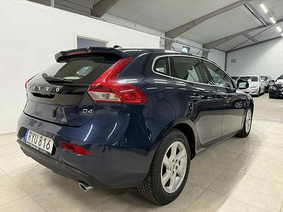 Volvo V40 7 of 25