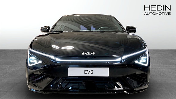 Kia EV6 2 of 13