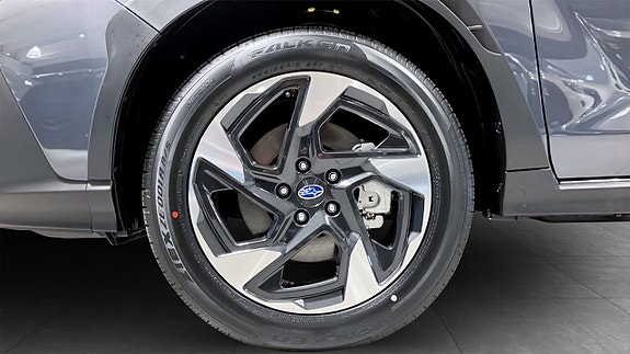 Subaru Crosstrek 9 of 12