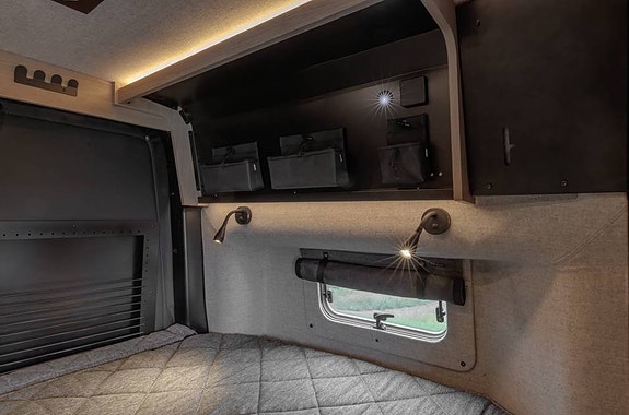 Mercedes-Benz Sprinter Dovra RIG X-610 5 of 6