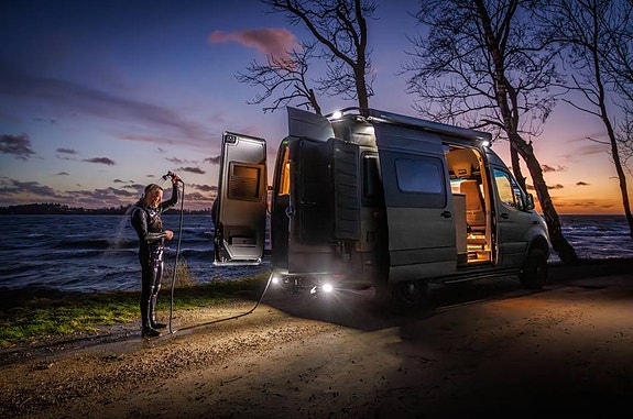 Mercedes-Benz Sprinter Dovra RIG X-610 6 of 6