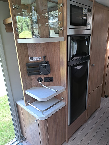Knaus Knaus Scandinavian selection 580 uf 14 of 30