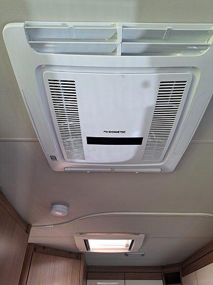 Knaus Knaus Scandinavian selection 580 uf 19 of 30