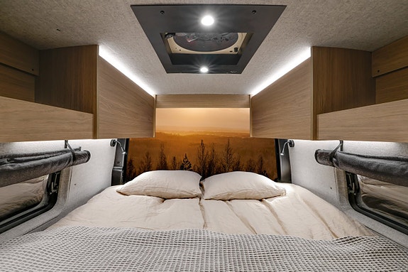 Mercedes-Benz Sprinter Dovra RIG X-750 5 of 6