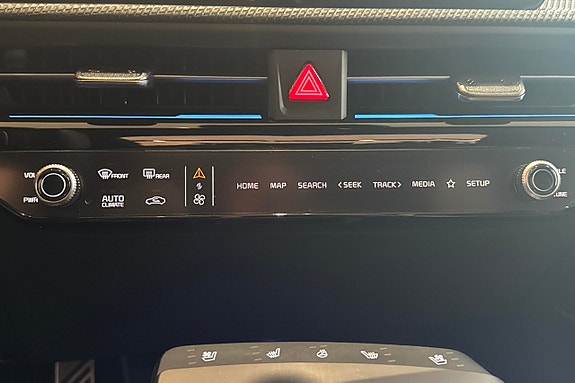 Kia EV6 12 of 27