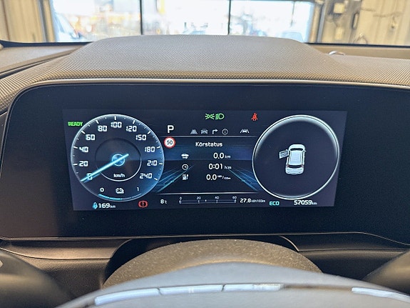 Kia Niro 10 of 14