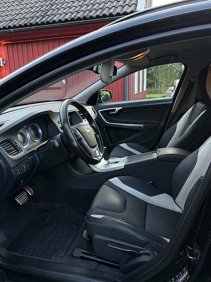 Volvo V60 8 of 10