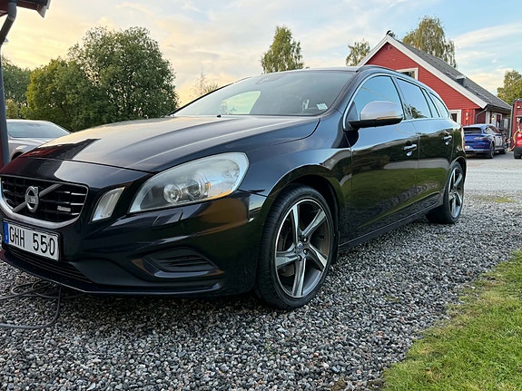 Volvo V60 4 of 10
