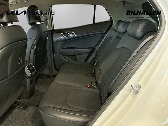 Kia Sportage 10 of 17