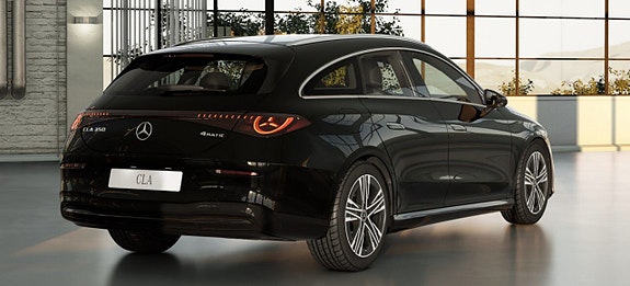 Mercedes-Benz CLA350 2 of 4