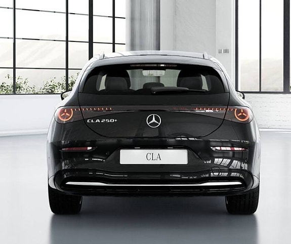 Mercedes-Benz CLA250+ 3 of 6