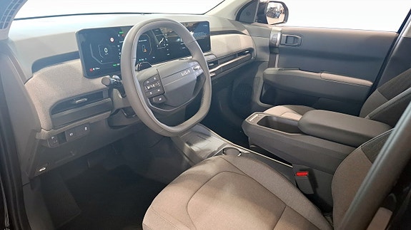 Kia EV3 3 of 5
