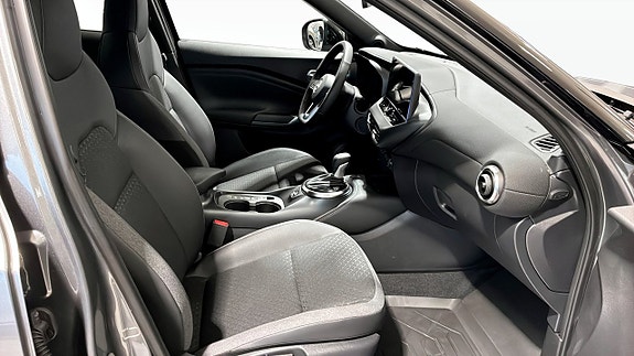 Nissan Juke 3 of 9