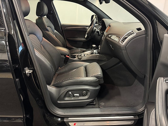 Audi SQ5 10 of 27
