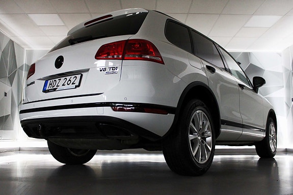 Volkswagen Touareg 8 of 26