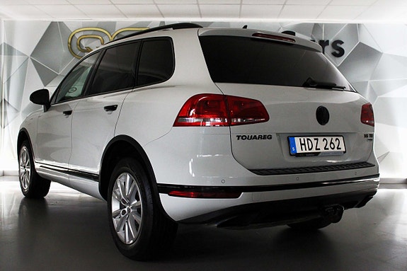 Volkswagen Touareg 10 of 26