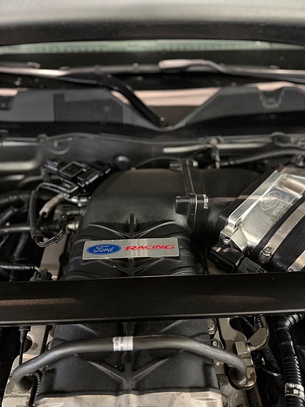 Ford Mustang 17 of 21