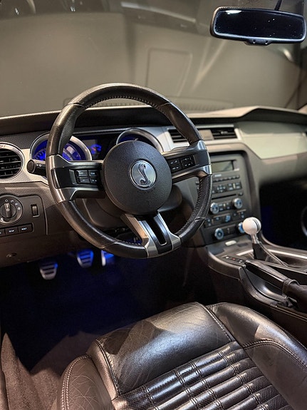 Ford Mustang 20 of 21