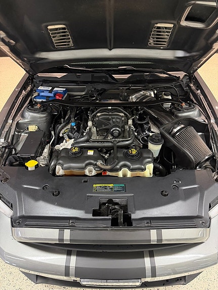 Ford Mustang 15 of 21