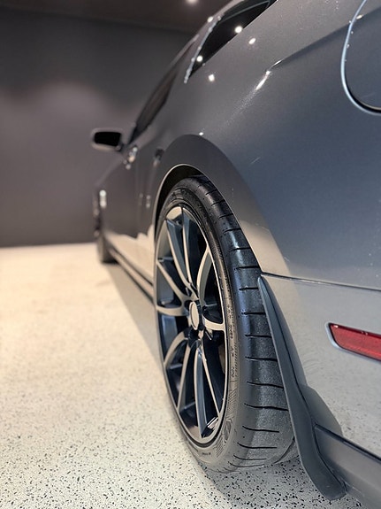 Ford Mustang 14 of 21