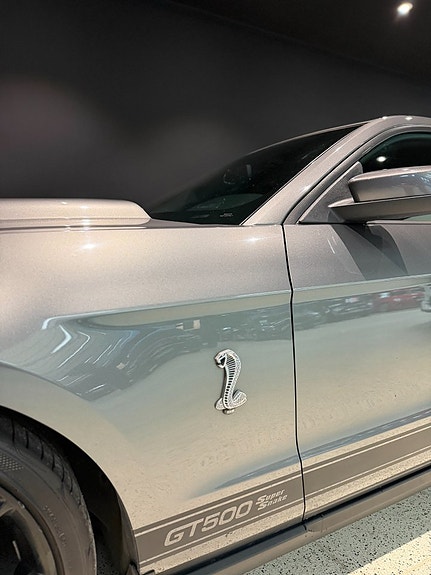 Ford Mustang 6 of 21