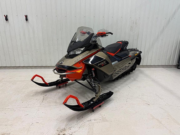 Ski-doo MXZ XRS