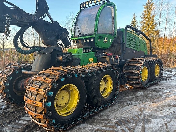 John Deere 1270 E
